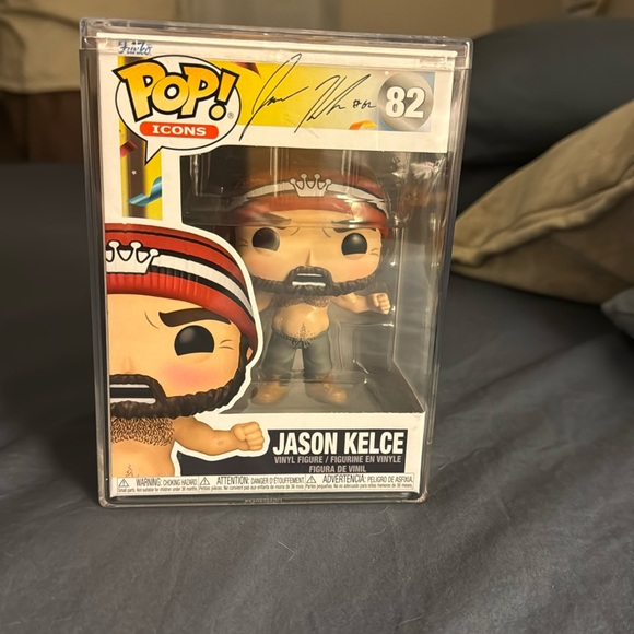 Jason Kelce Pop Funko in special display box - Picture 1 of 6